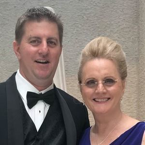 Meet your Posher, Debbie